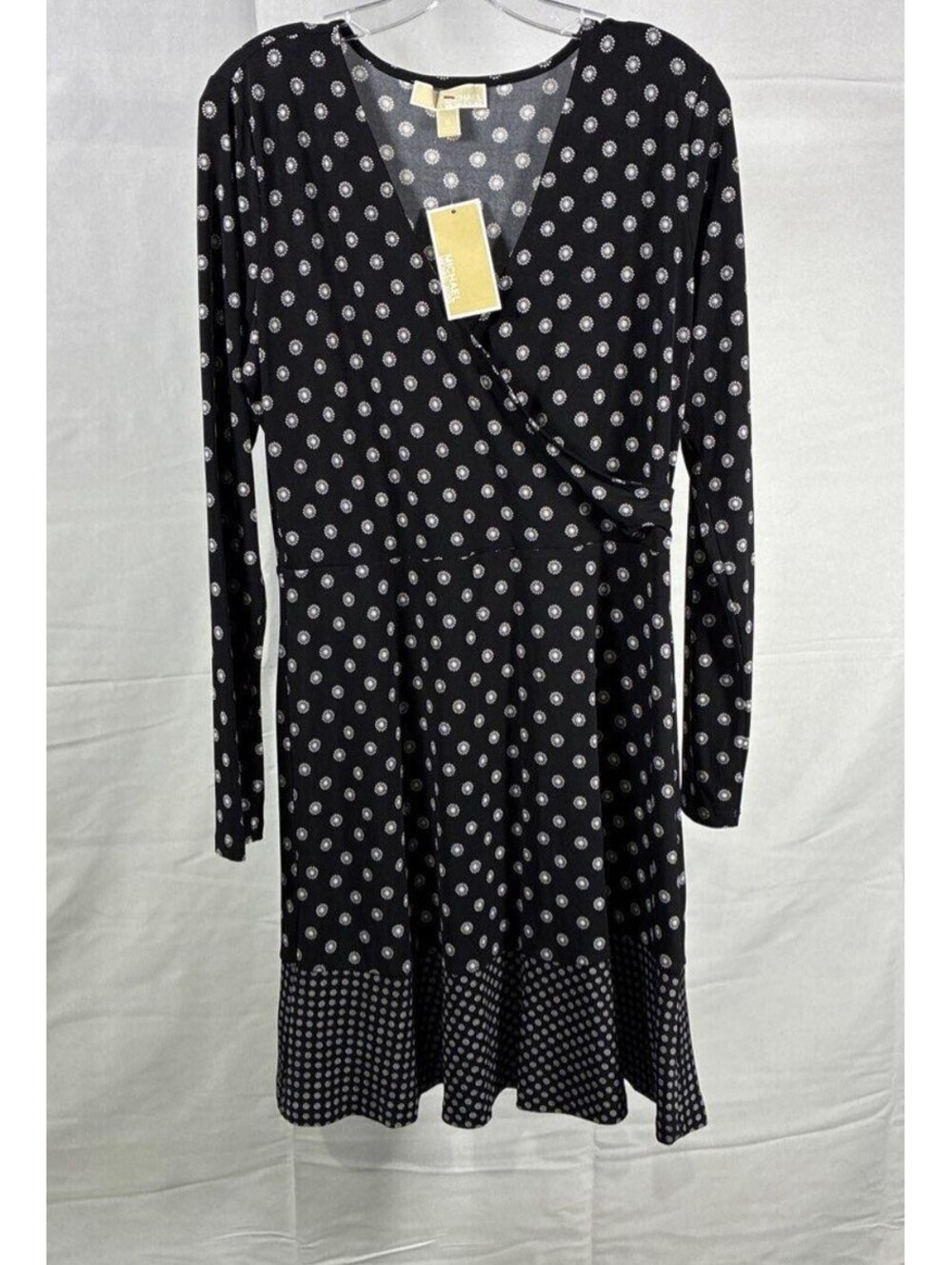 Michael Kors Women's Black White Sunburst Faux Wrap Long Sleeve Dress Sz M NWT